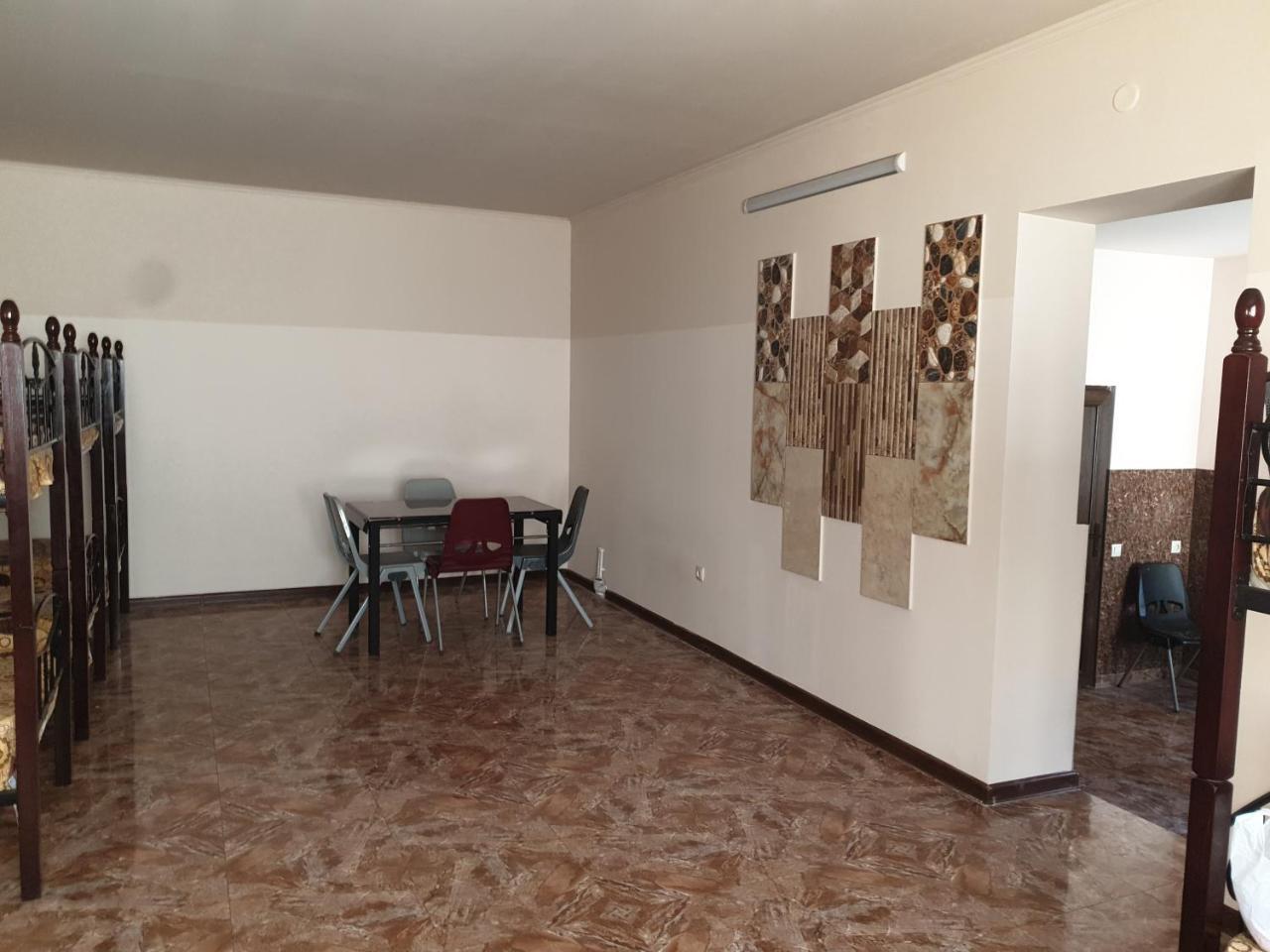 Baaz Hostel Jrvezh Экстерьер фото