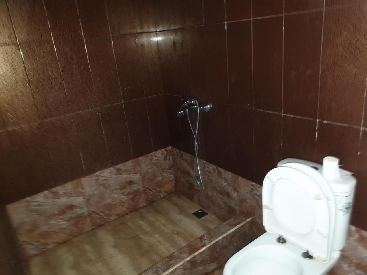 Baaz Hostel Jrvezh Экстерьер фото